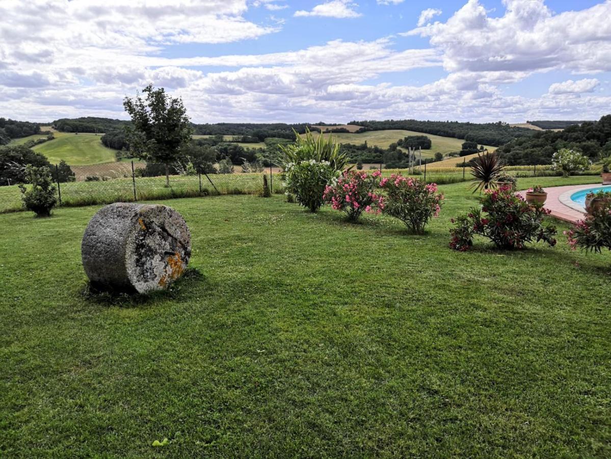 Les Hauts De Grazac, Chambres Et Tables D'Hotes Grazac  Exterior foto
