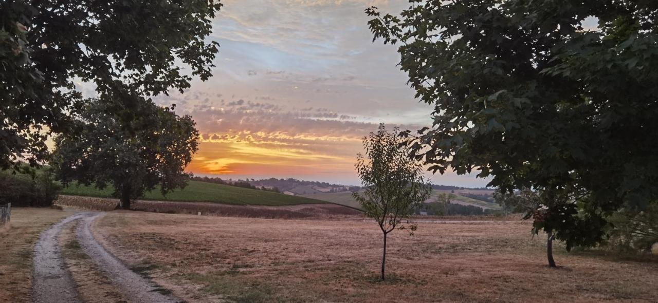 Les Hauts De Grazac, Chambres Et Tables D'Hotes Grazac  Exterior foto